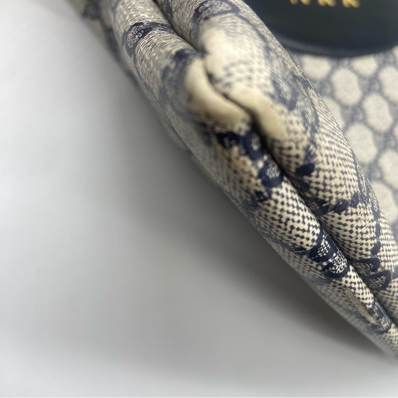 Gucci GG Monogramed Shopper Tote - Picture 3 of 15